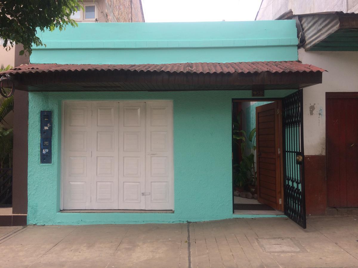 Hostel The Amazon Within Iquitos Exterior foto