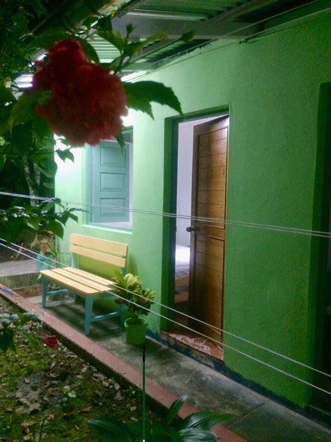 Hostel The Amazon Within Iquitos Exterior foto