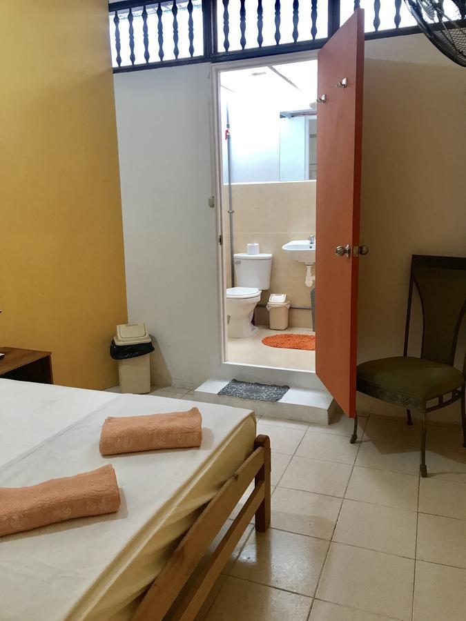 Hostel The Amazon Within Iquitos Exterior foto